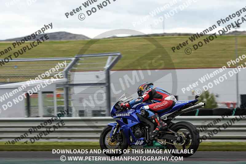 cadwell no limits trackday;cadwell park;cadwell park photographs;cadwell trackday photographs;enduro digital images;event digital images;eventdigitalimages;navarra;no limits trackdays;peter wileman photography;racing digital images;trackday digital images;trackday photos